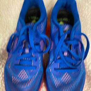 Nike Air Max Women Vibrant Blue Sneakers